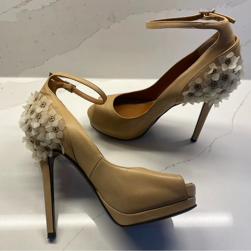 FENDI Spuntata White Floral Heel Platform Peep Toe Nude Shoes Size 7.5 - Picture 4 of 11